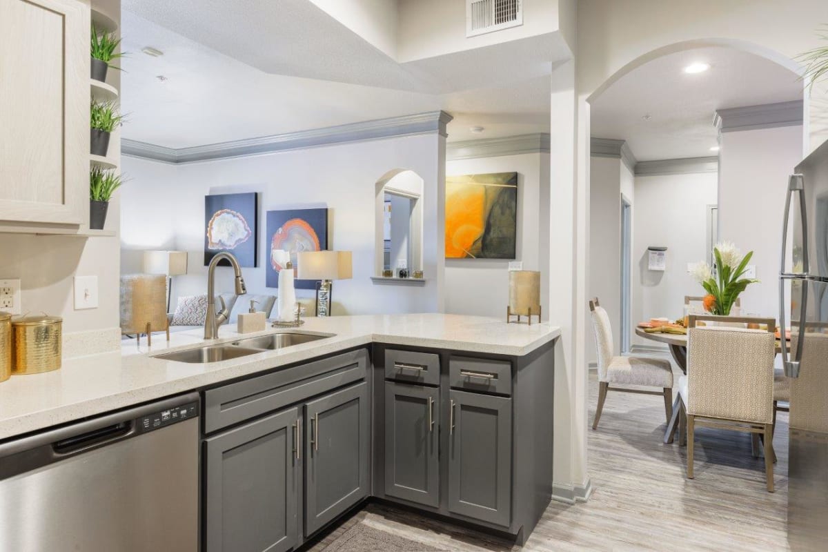 Apex at Royal Oaks Houston, TX ApartmentAdvisor