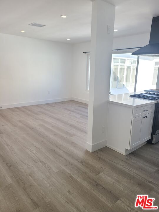 465 LE DOUX RD