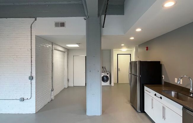 Studio, 1 bath, 625 sqft, $1,450, Unit 603