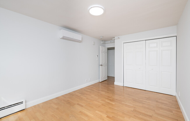 2 beds, 1 bath, 776 sqft, $3,650, Unit 12C