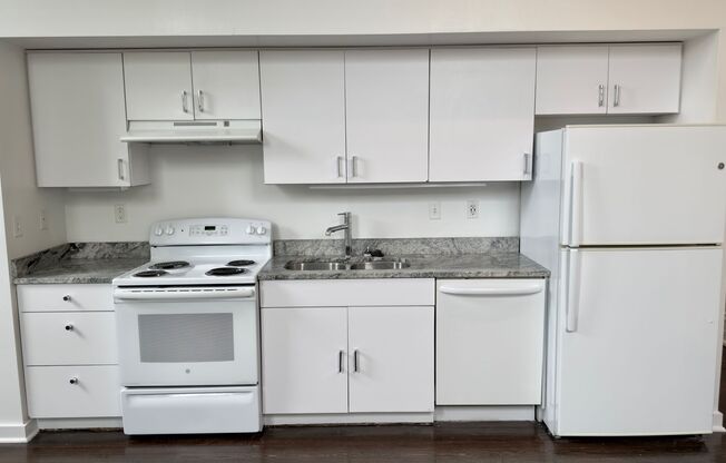 2 beds, 2 baths, 1,113 sqft, $1,475, Unit 236 001