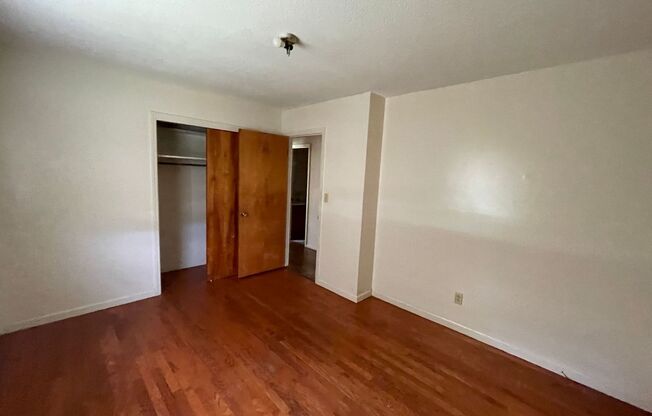 2 beds, 1 bath, $795