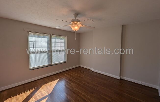 2 beds, 1 bath, 1,013 sqft, $1,350, Unit 166 W. Tulane Rd