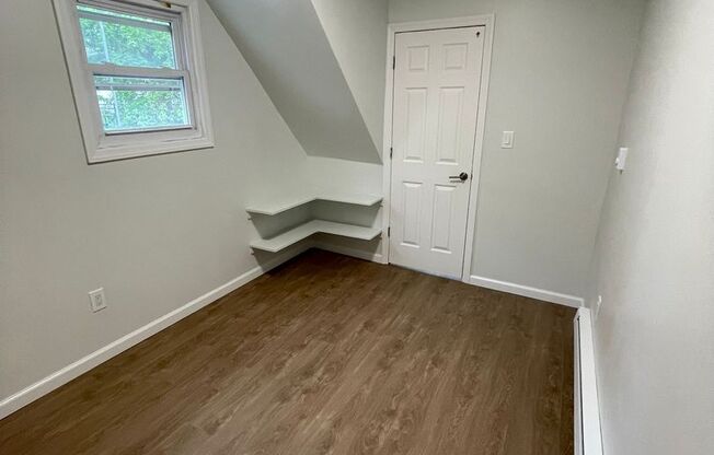 42 E 19th Street