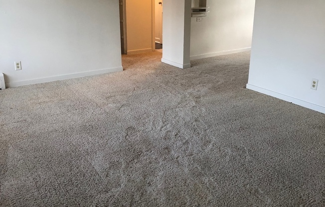 2 beds, 1 bath, 740 sqft, $735, Unit 1500-801