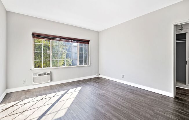Clifton Way Apartments