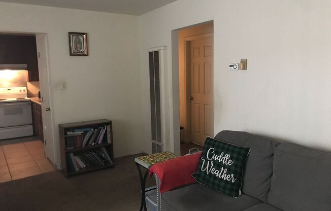 2 beds, 1 bath, 685 sqft, $1,540, Unit 525 - #115