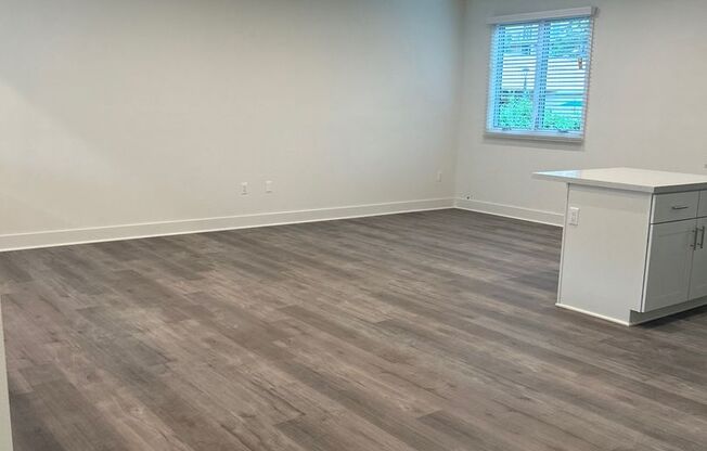 2 beds, 2.5 baths, 1,349 sqft, $4,700, Unit 123