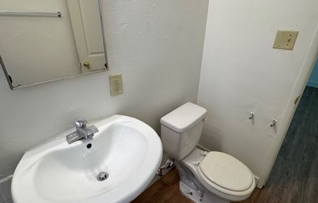 1 bed, 1 bath, 785 sqft, $1,850, Unit UNIT 1