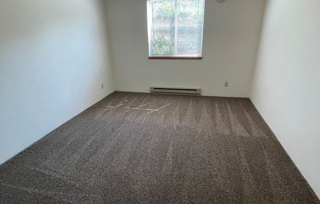 2 beds, 1.5 baths, 900 sqft, $1,600, Unit B104