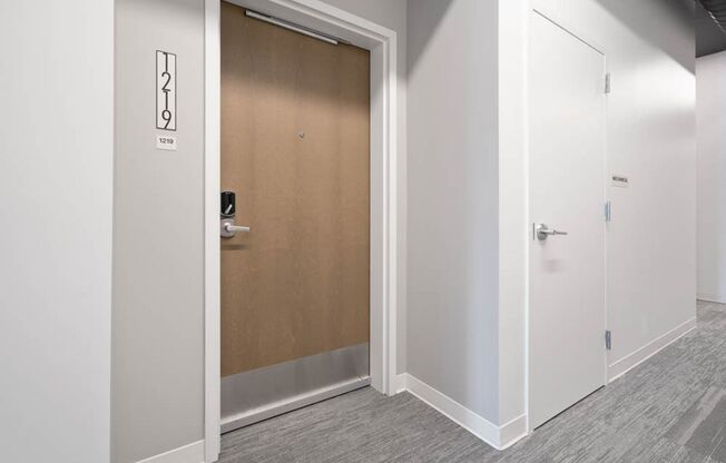 1 bed, 1 bath, 510 sqft, $1,300, Unit 1219