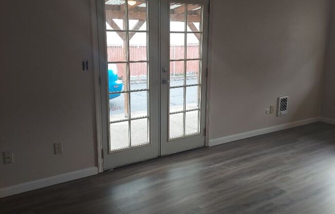 4th Plain Court Apartments