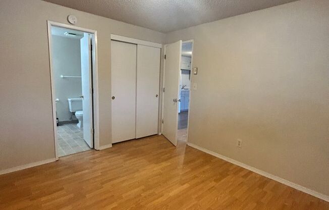 Maplecrest Apartments