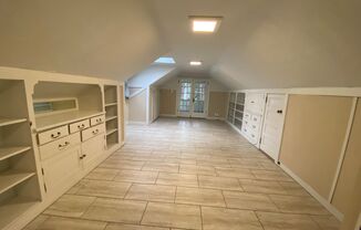 1 bed, 1 bath, 750 sqft, $1,025