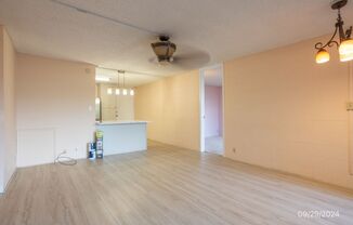 3 beds, 2 baths, $2,650, Unit Unit A405