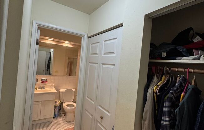 Studio, 1 bath, $1,375, Unit 535-356
