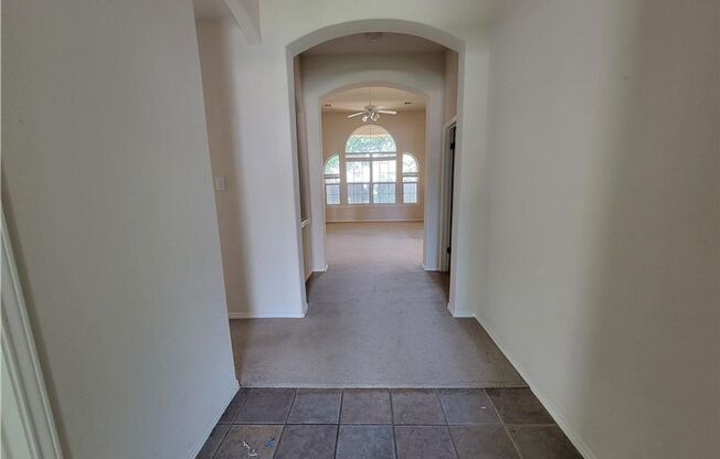 Gorgeous 3 Bed/2 Bath