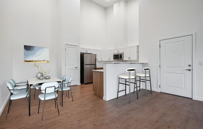 2 beds, 2 baths, 982 sqft, $2,024, Unit 80