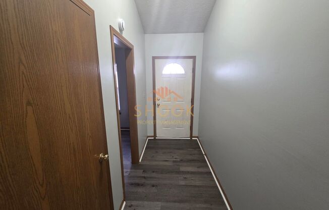 2221 Bridgewater Circle