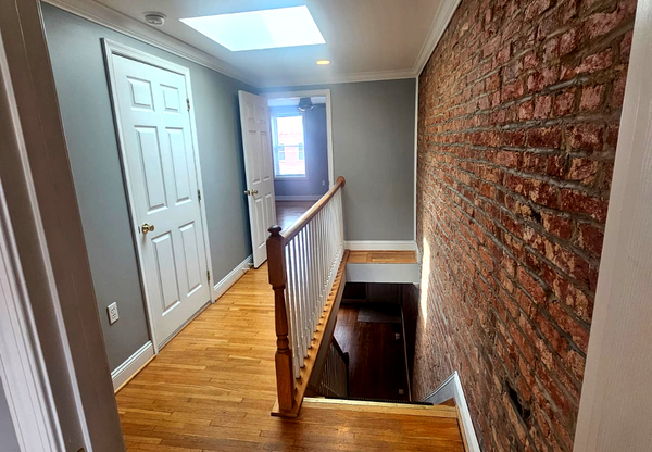3103 FOSTER AVE