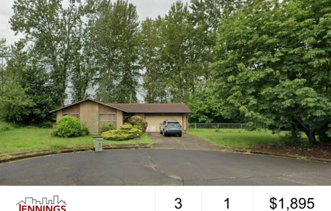 Spacious 3/Bedroom-1/Bathroom Home In NE Eugene