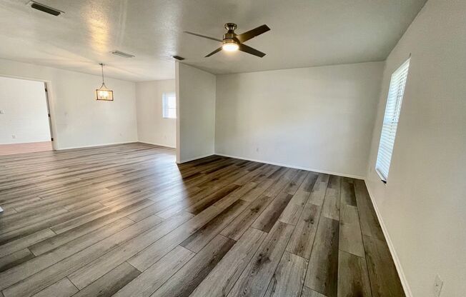 3 bedroom 2 bathroom home in Seminole Heights!
