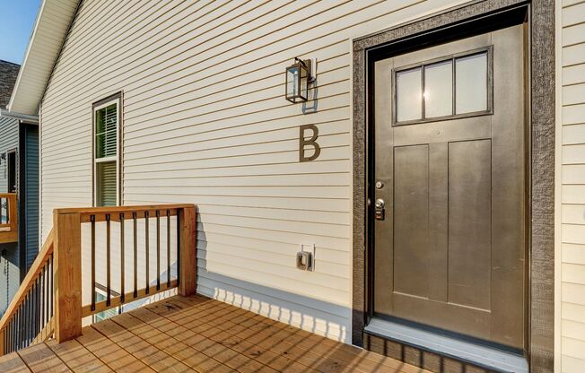 4 beds, 4 baths, 1,900 sqft, $2,540, Unit Unit B