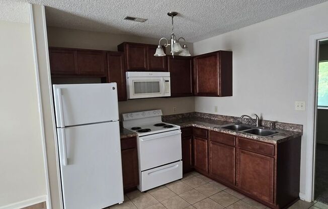 1 bed, 1 bath, 500 sqft, $925, Unit 264