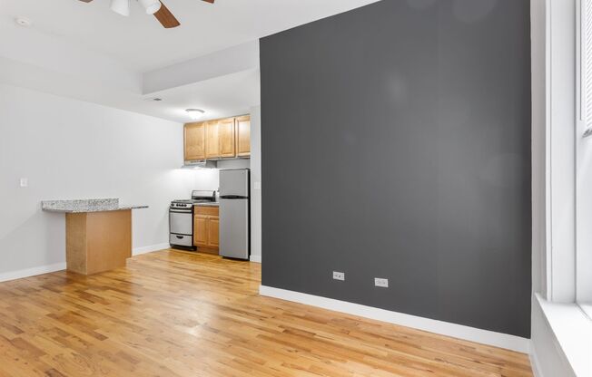 Studio, 1 bath, 250 sqft, $1,295, Unit 7456-3D