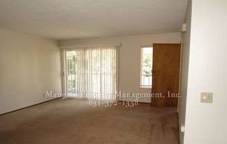 2 beds, 1 bath, 869 sqft, $2,700, Unit 07