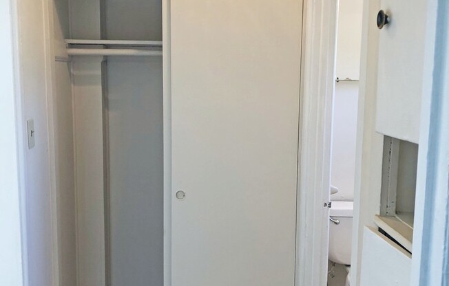 1 bed, 1 bath, 560 sqft, $735, Unit 30C3