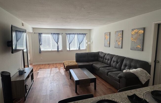 2 beds, 2 baths, $2,850, Unit # 1109