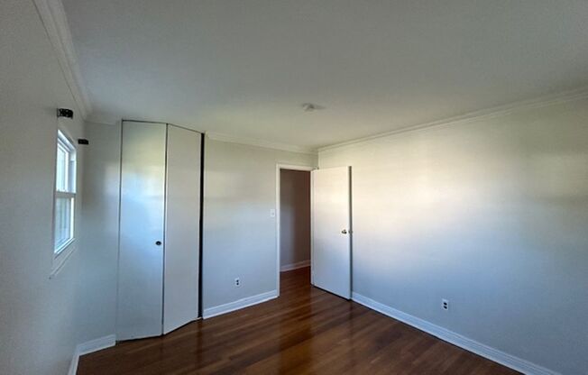 3 beds, 1 bath, $1,995