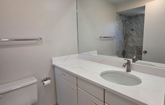 2 beds, 2 baths, 938 sqft, $3,700, Unit 303