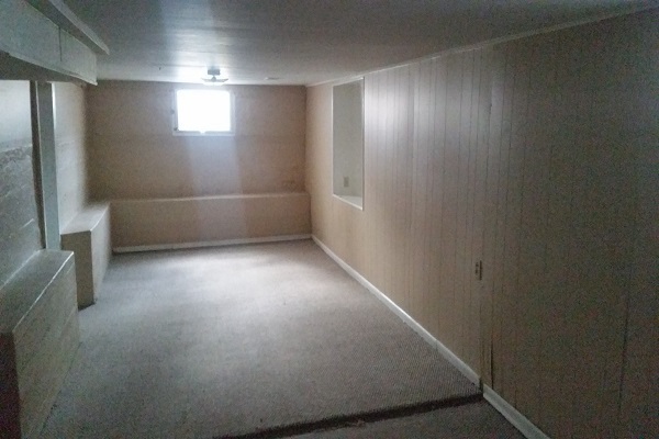 3 beds, 2 baths, $1,100