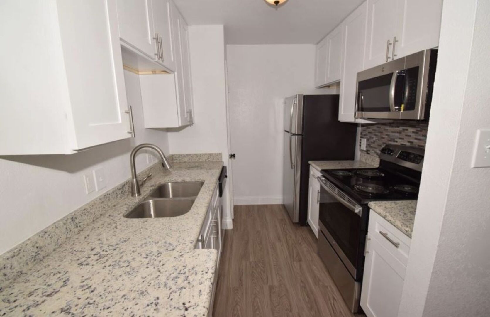 Lakeshore Villa Apartments - Rowlett, TX | ApartmentAdvisor