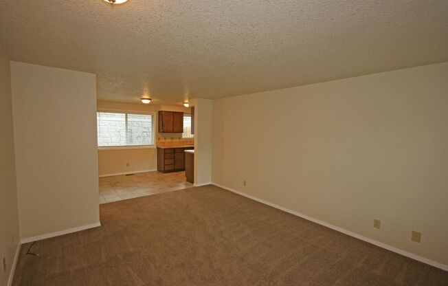 Single level 2 bedroom 1 bath duplex