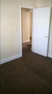 3 beds, 1 bath, $995