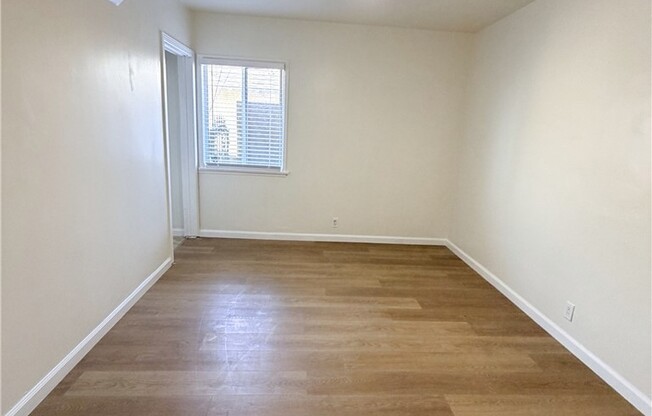 5200 W 57 ST