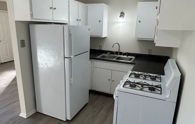 2 beds, 1.5 baths, 1,000 sqft, $1,575, Unit 3343
