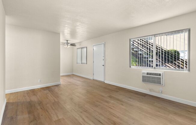 1 bed, 1 bath, 750 sqft, $1,750, Unit 24