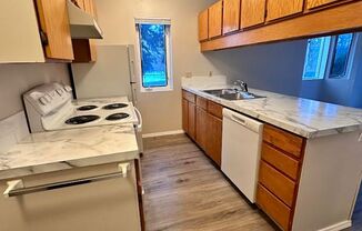 Captain Apartments