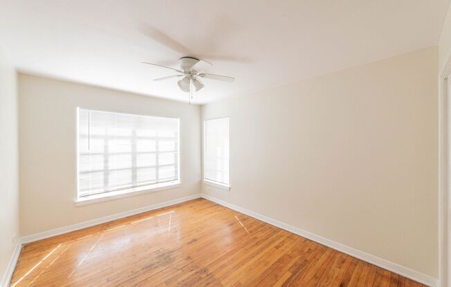 UNIVERSITY PARK APARTMENTS