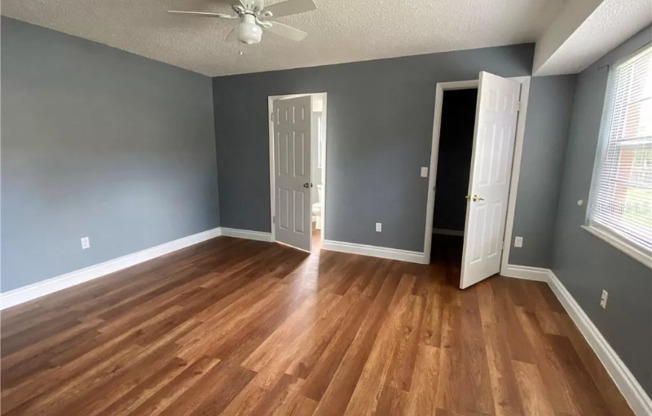 126 WINDTREE LN