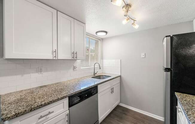 Upgraded kitchen at Northgate Townhomes in Tucker, GA 30084