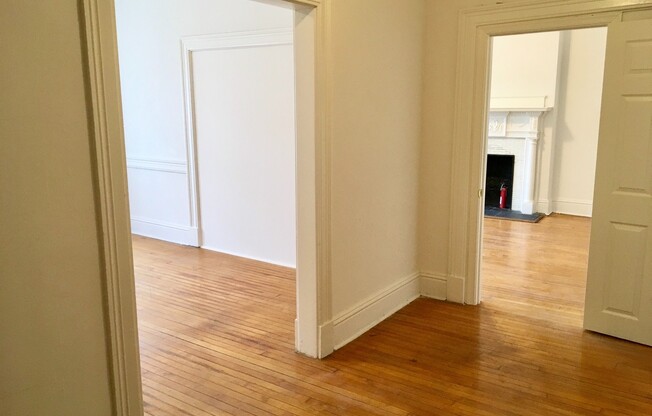 3 beds, 1 bath, 1,225 sqft, $2,299, Unit 1301-43