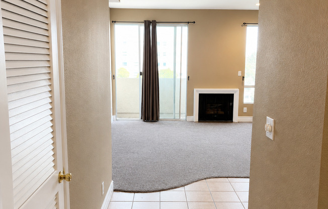 Beautifully Remodeled 2B | 2B Condo in Prime Reseda!
