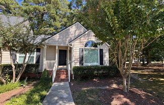 100 HALSMER CT