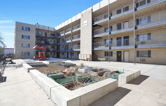 1 bed, 1 bath, 600 sqft, $1,350, Unit 205