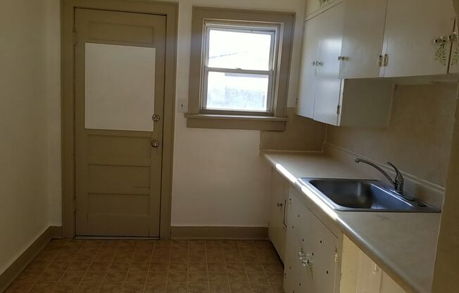 1 bed, 1 bath, 630 sqft, $675